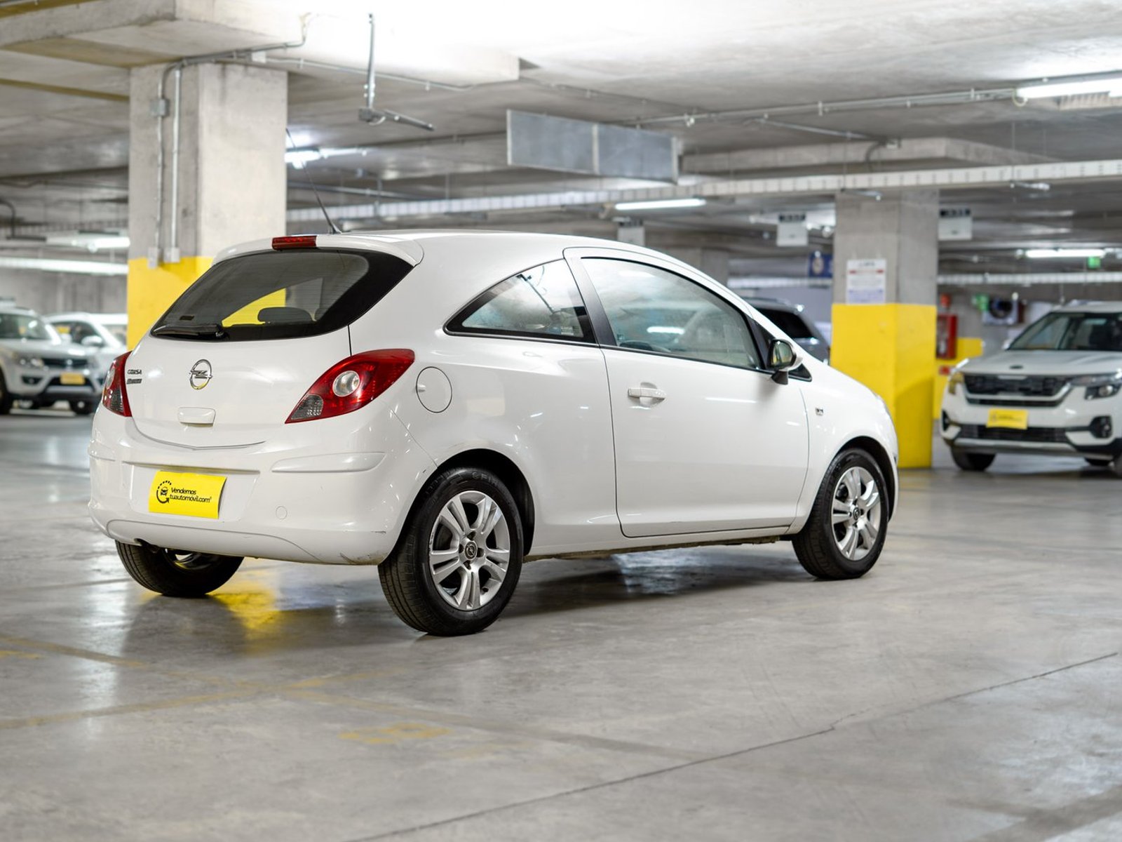 Opel Corsa 1.4 2014 - Foto 5 de 18