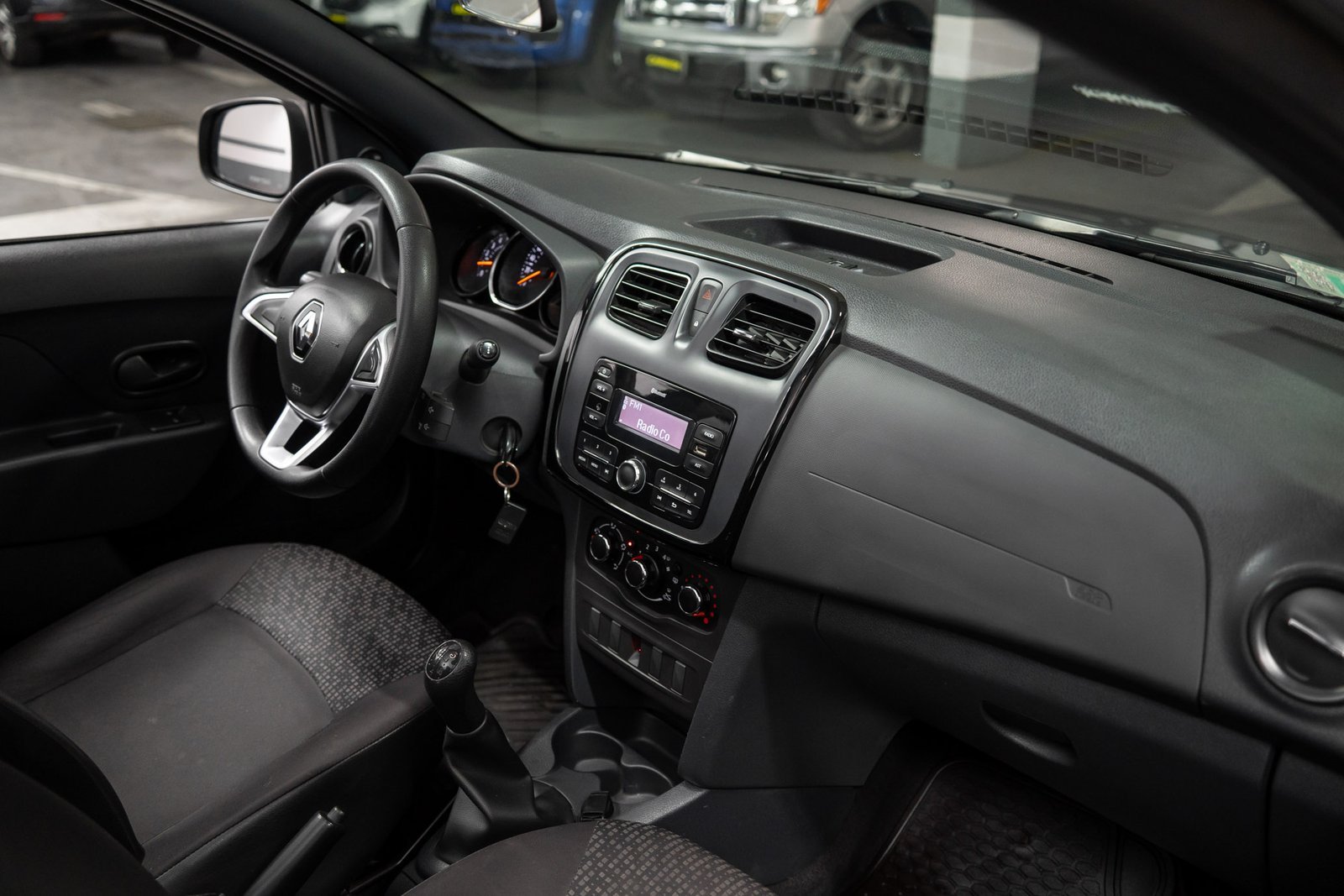 Renault Symbol 1.6 2022 - Imagen 12 de 16