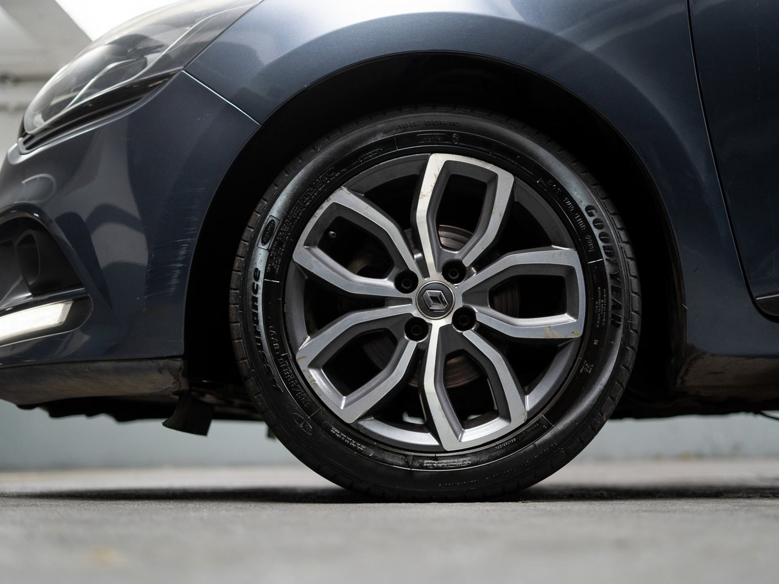 Renault Clio 1.2 2018 - Foto 2 de 17