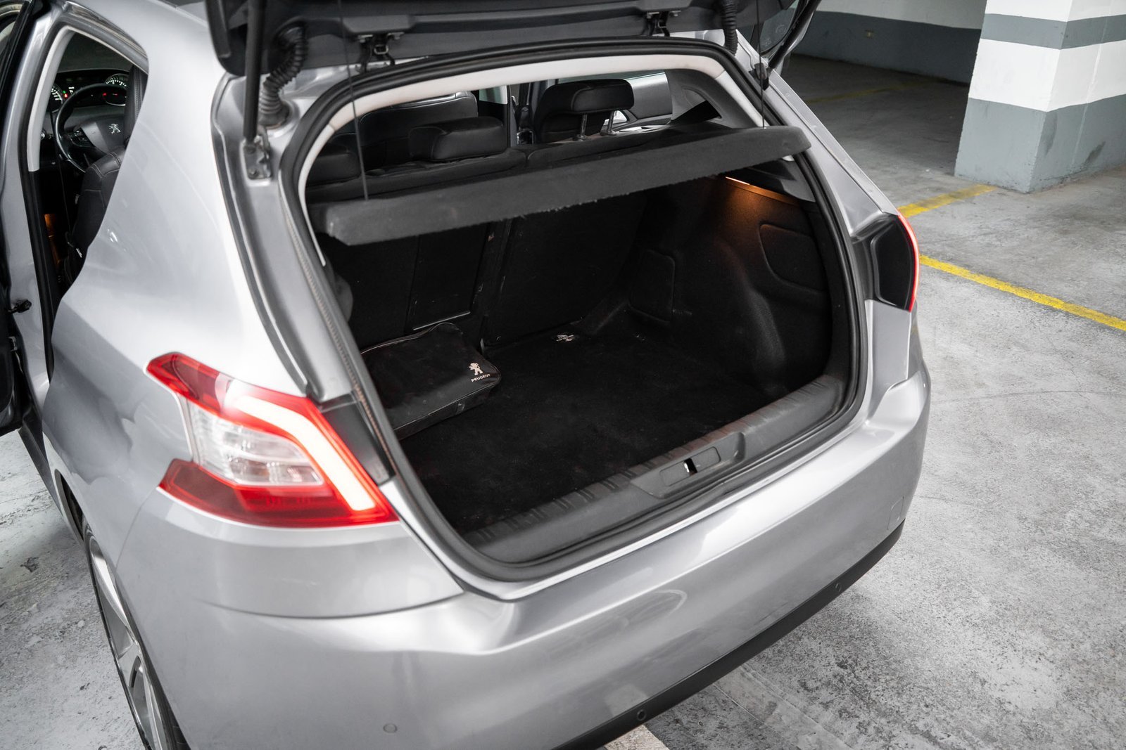 Peugeot 308 1.6 2016 - Imagen 20 de 20