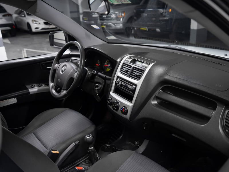 Kia Sportage Pro 2.0 2010 - Imagen 12 de 17