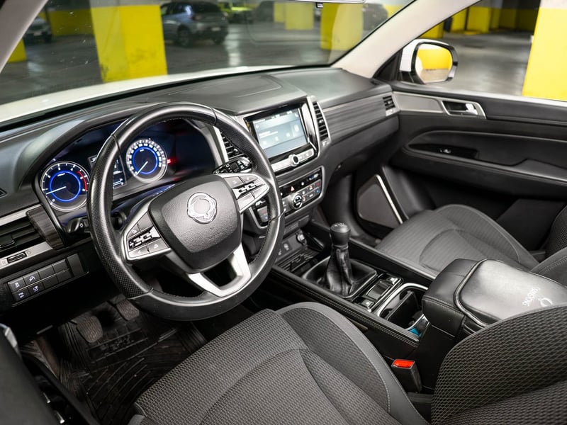 SsangYong Rexton 2.2 2020 - Imagen 11 de 18