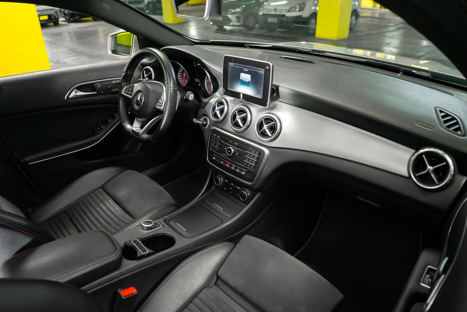 Mercedes-Benz Gla220 2017 - Imagen 12 de 20
