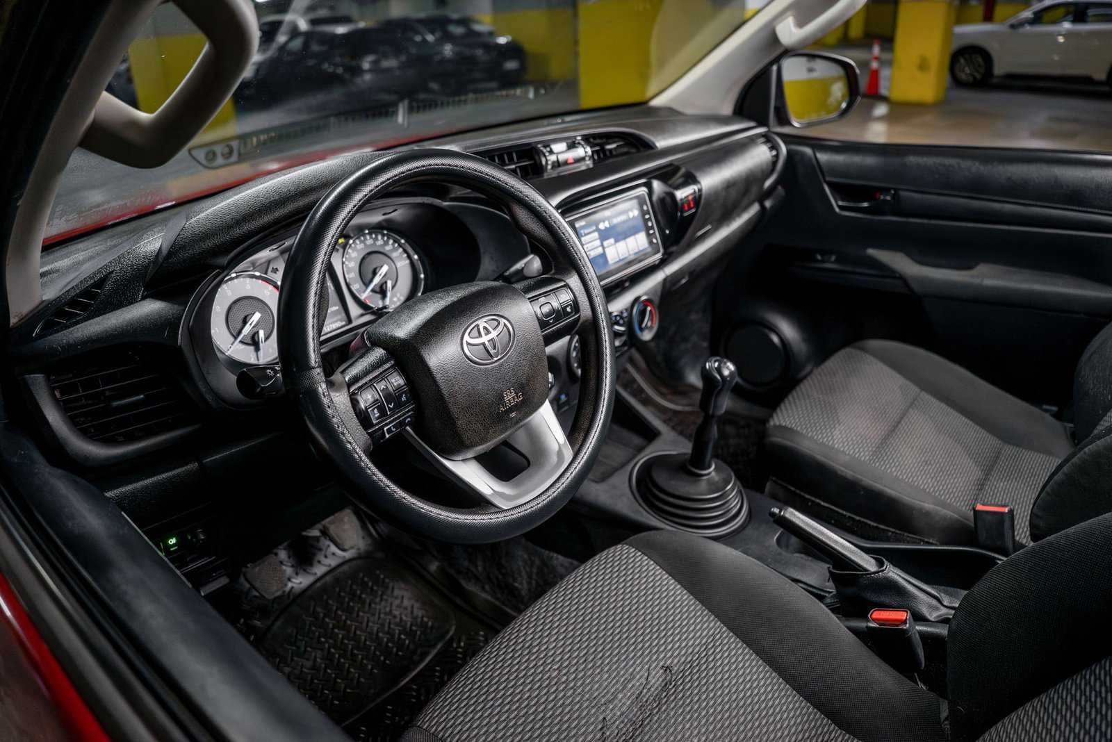 Toyota Hilux 2.4 2023 - Imagen 12 de 18