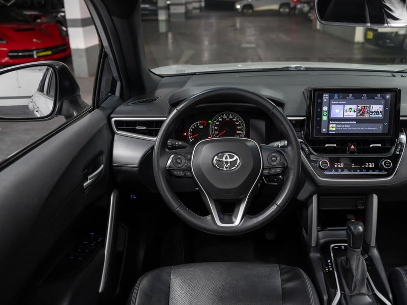 Toyota Corolla Cross 2.0 2023 - Imagen 14 de 20