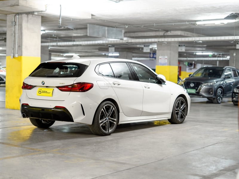 BMW 118i 1.5 2021 - Imagen 8 de 20