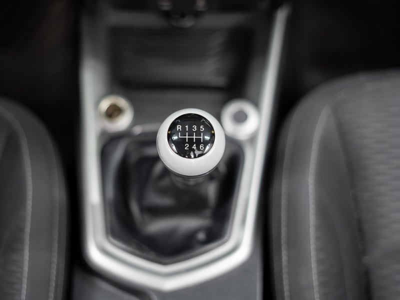 SsangYong Tivoli 1.6 2018 - Imagen 16 de 17