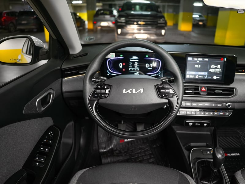 Kia K3 Cross 1.4 2025 - Imagen 3 de 17