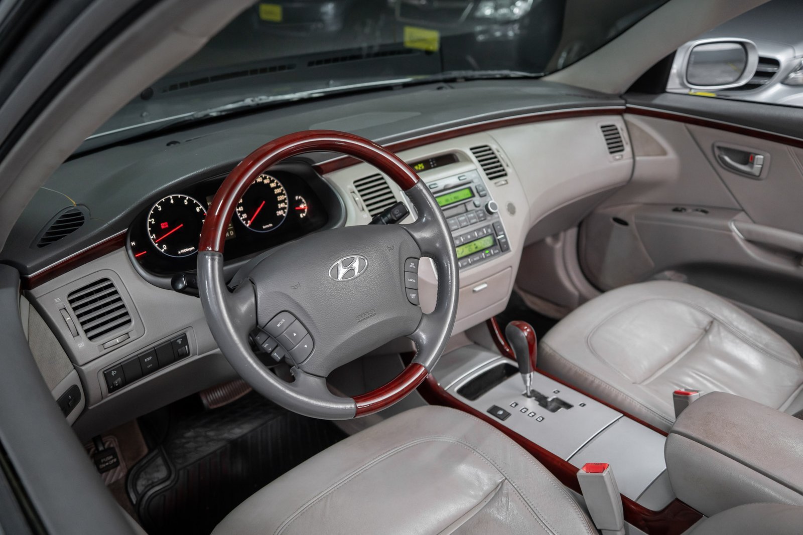 Hyundai Azera 3.3 2007 - Imagen 12 de 20