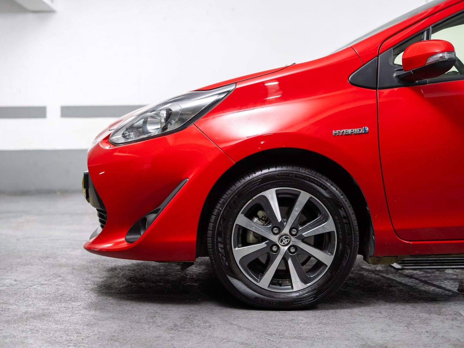 Toyota Prius C 1.5 2018 - Foto 2 de 20