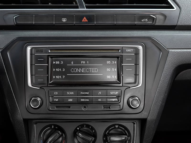 Volkswagen Voyage 1.6 2017 - Imagen 12 de 16