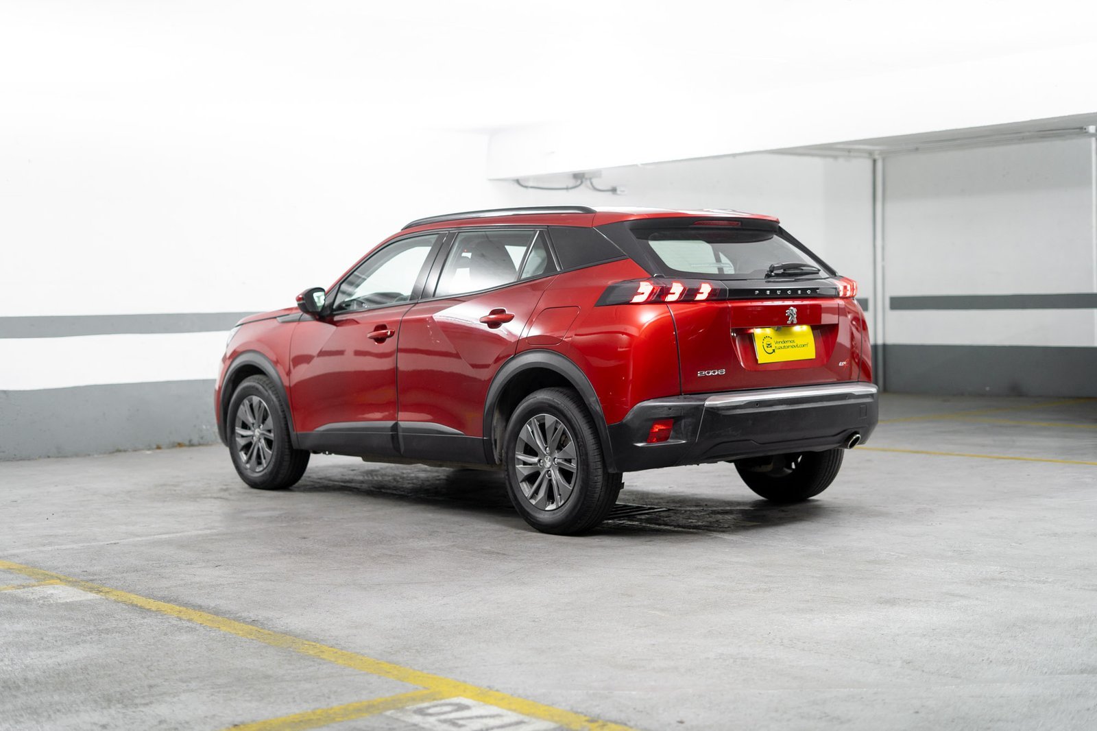 Peugeot 2008 1.5 2021 - Imagen 8 de 19