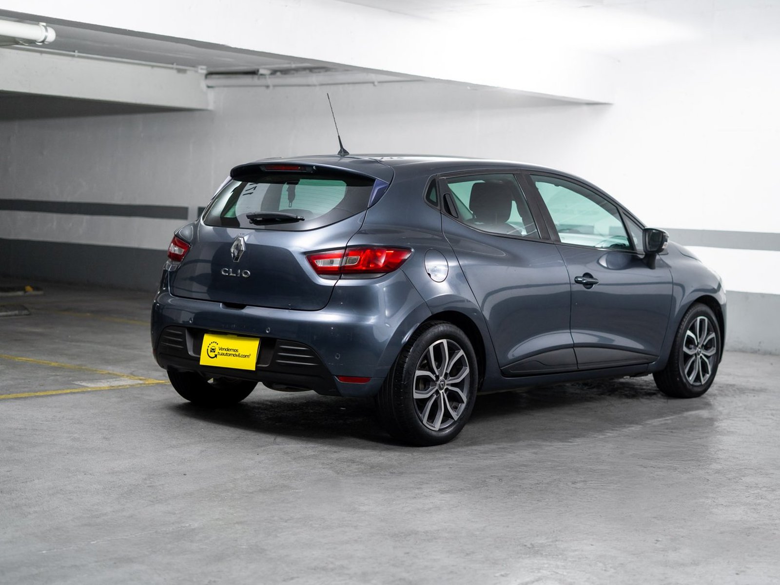 Renault Clio 1.2 2018 - Foto 5 de 17