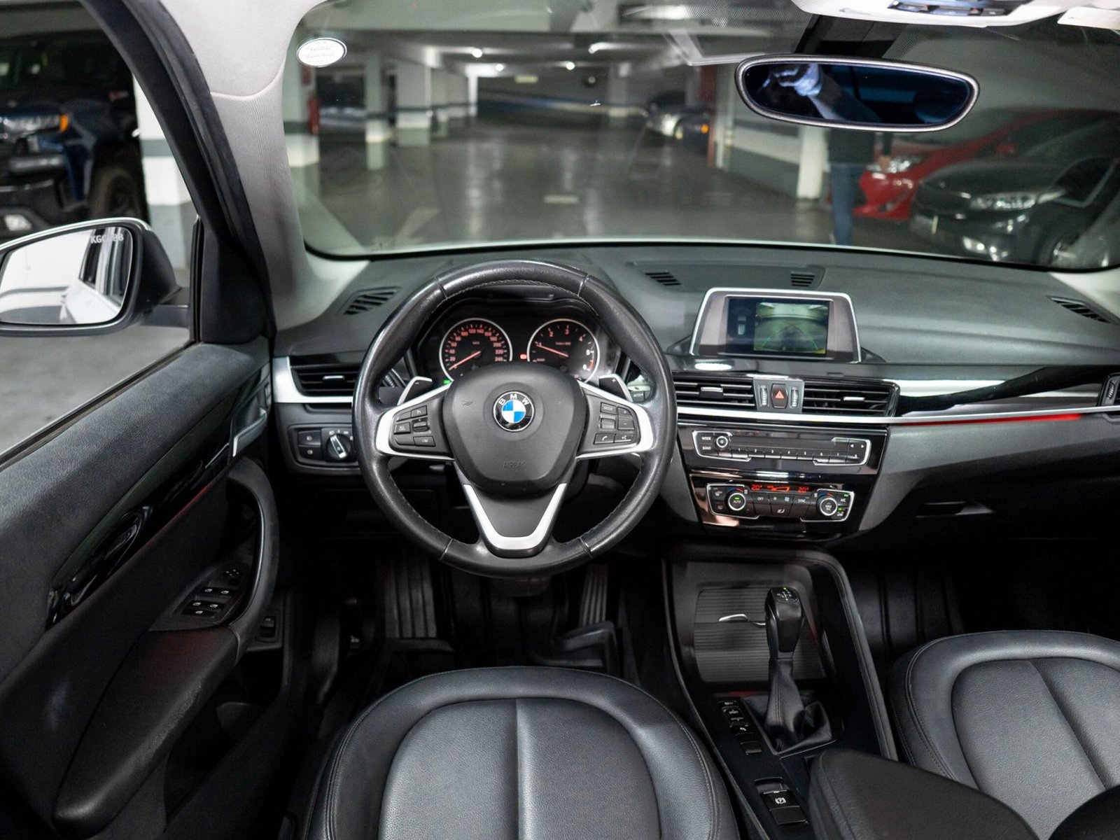 BMW X1 2.0 2018 - Foto 3 de 11