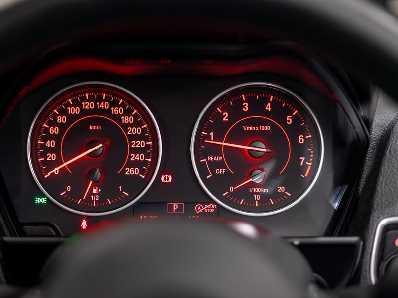 BMW 120i 1.6 2016 - Imagen 14 de 20