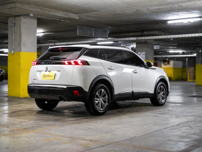 Peugeot 2008 1.5 2021 - Imagen 6 de 17