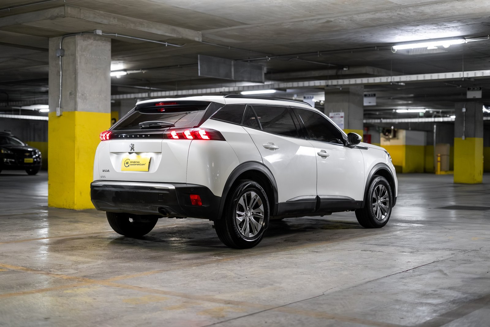 Peugeot 2008 1.5 2021 - Imagen 6 de 17