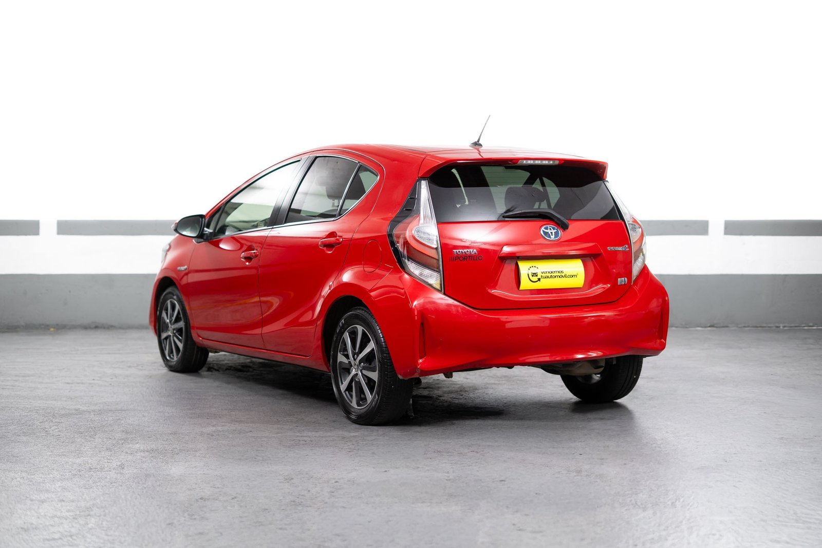 Toyota Prius C 1.5 2018 - Imagen 9 de 20