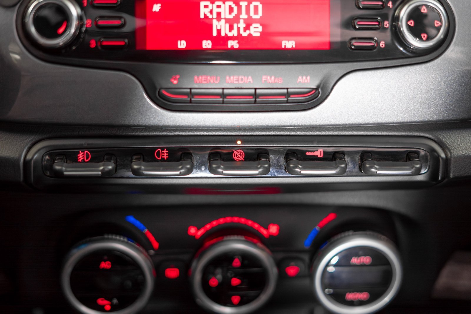 Alfa Romeo Giulietta 1.4 2015 - Imagen 17 de 20