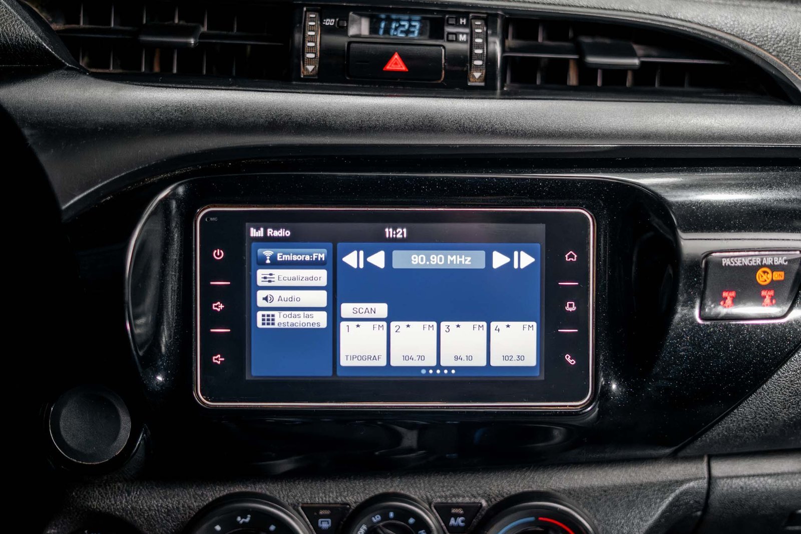 Toyota Hilux 2.4 2023 - Imagen 15 de 18
