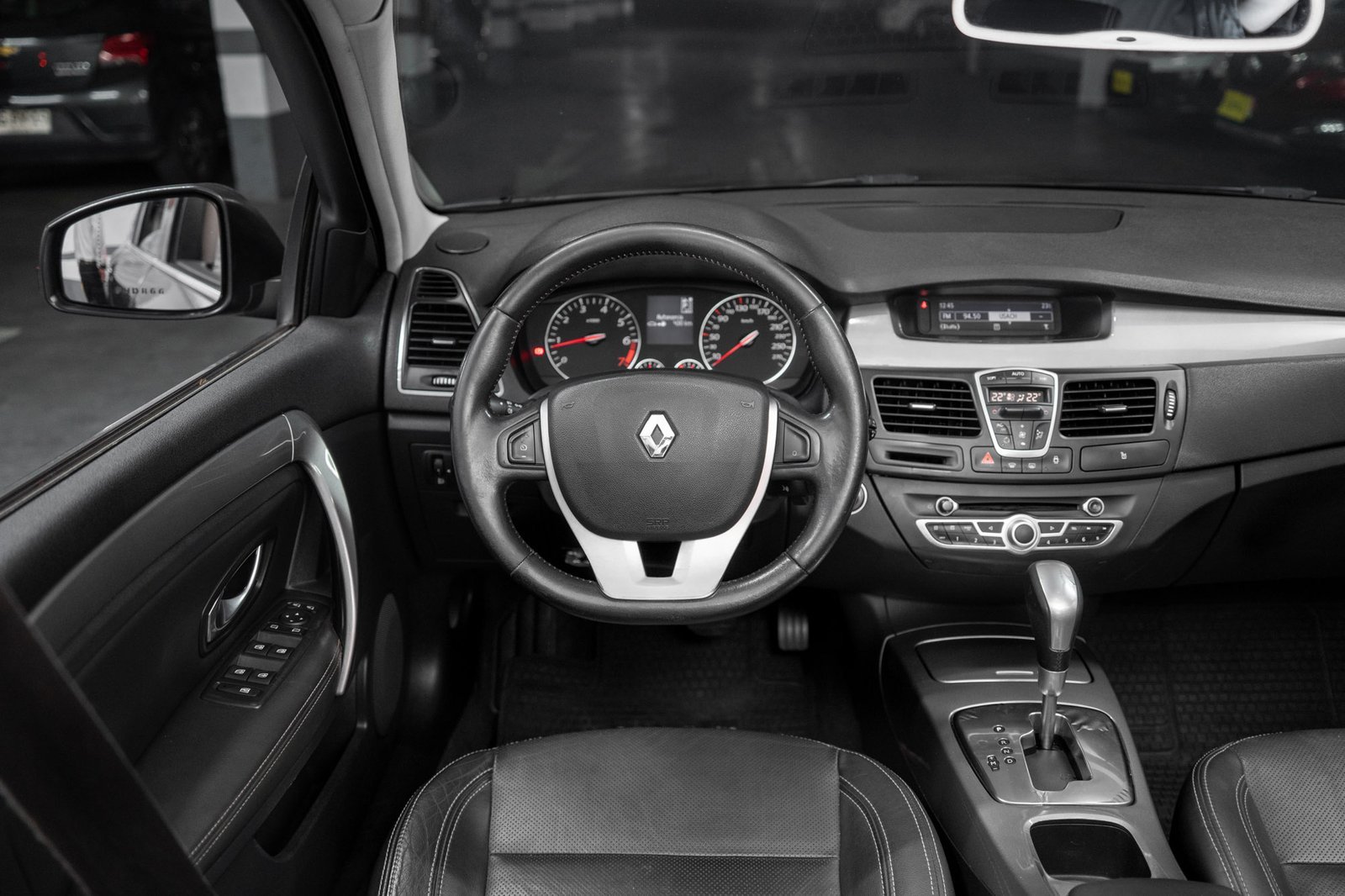 Renault Laguna Iii 2.0 2013 - Imagen 3 de 20
