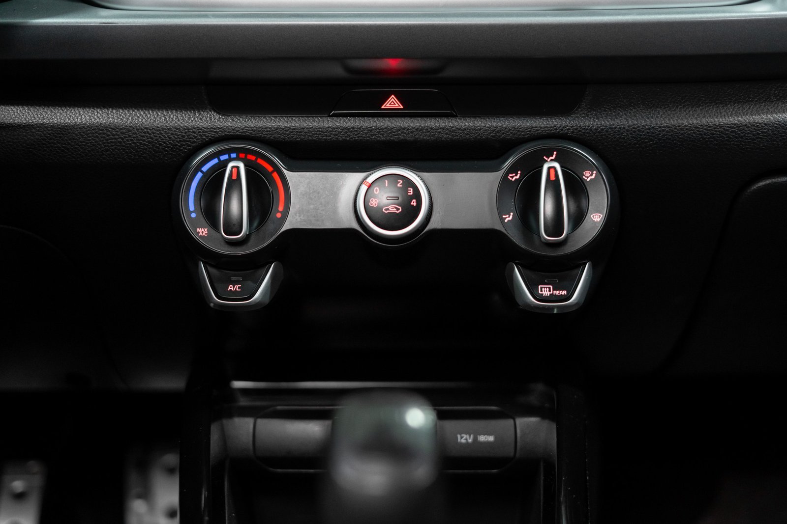Kia Rio5 1.4 2020 - Imagen 14 de 16