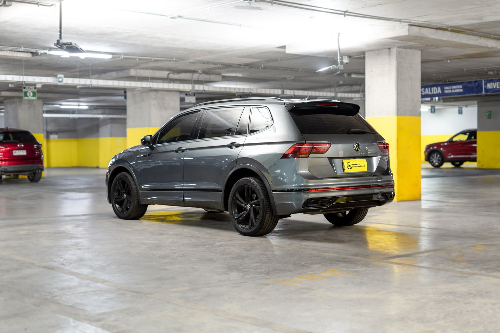 Volkswagen Tiguan 2.0 R-line 2023 - Imagen 9 de 20