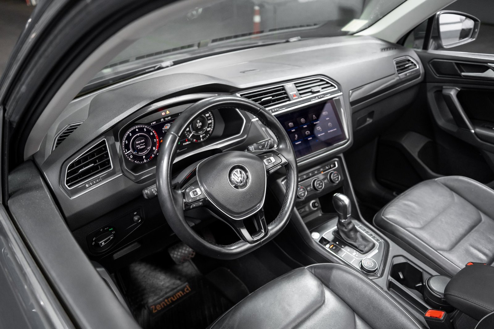 Volkswagen Tiguan 2.0 2019 - Imagen 13 de 20