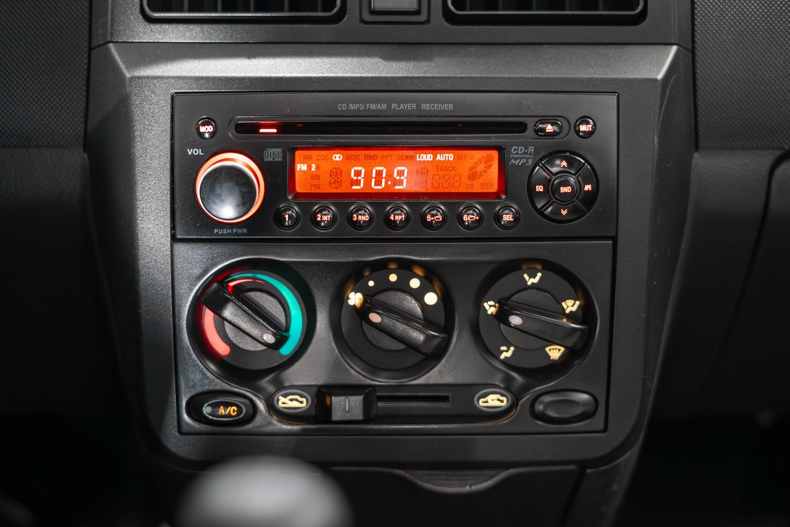 Chevrolet N300 Max 1.2 2019 - Imagen 16 de 19
