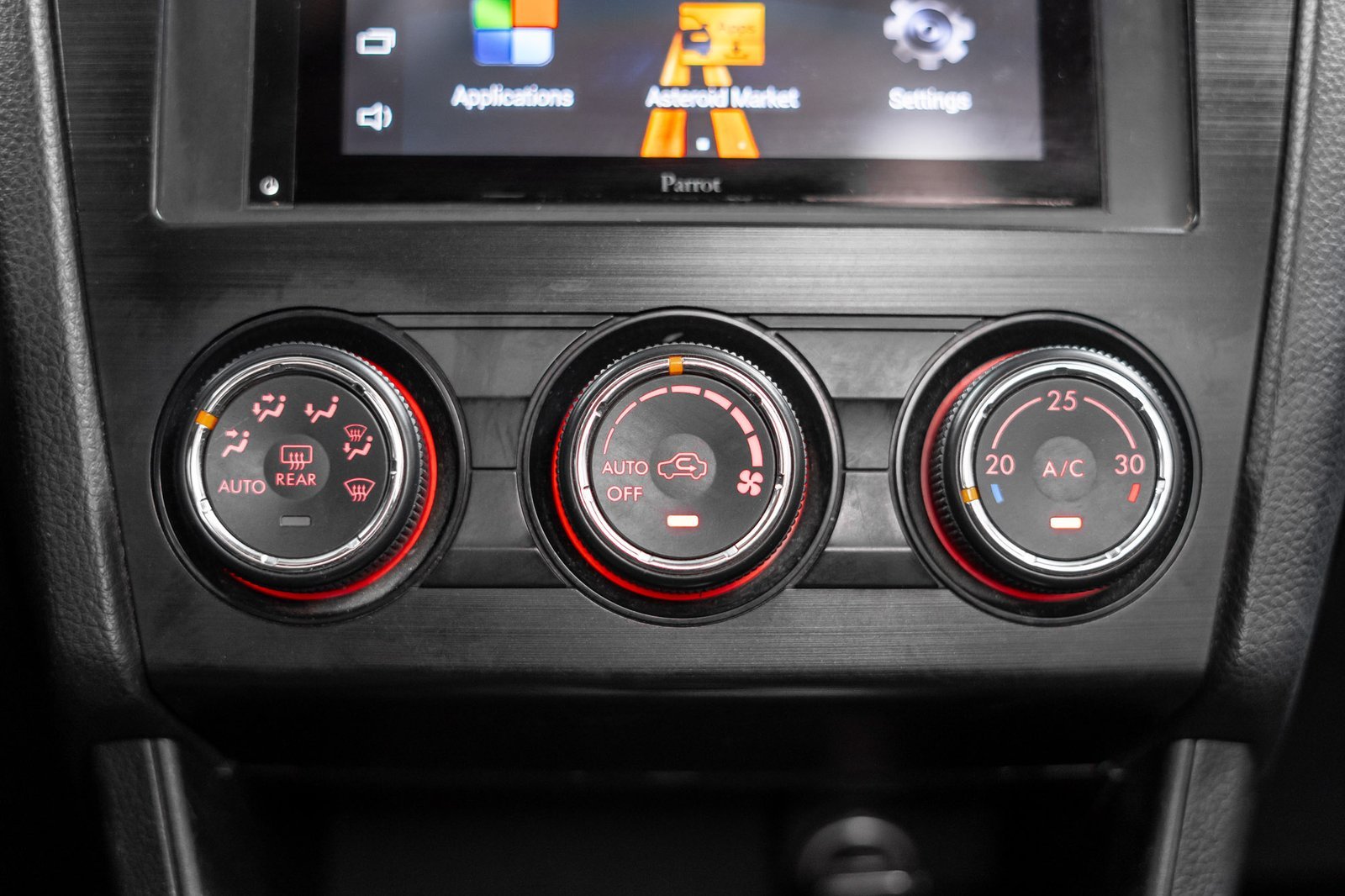 Subaru Xv 2.0 2014 - Imagen 16 de 18