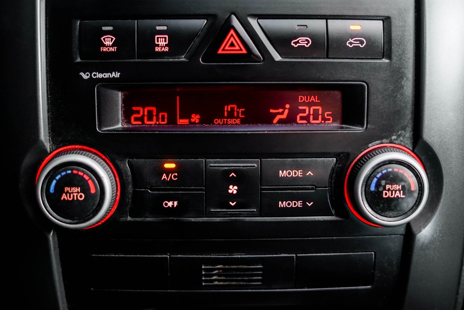 Kia Sorento 2.2 2011 - Imagen 15 de 17