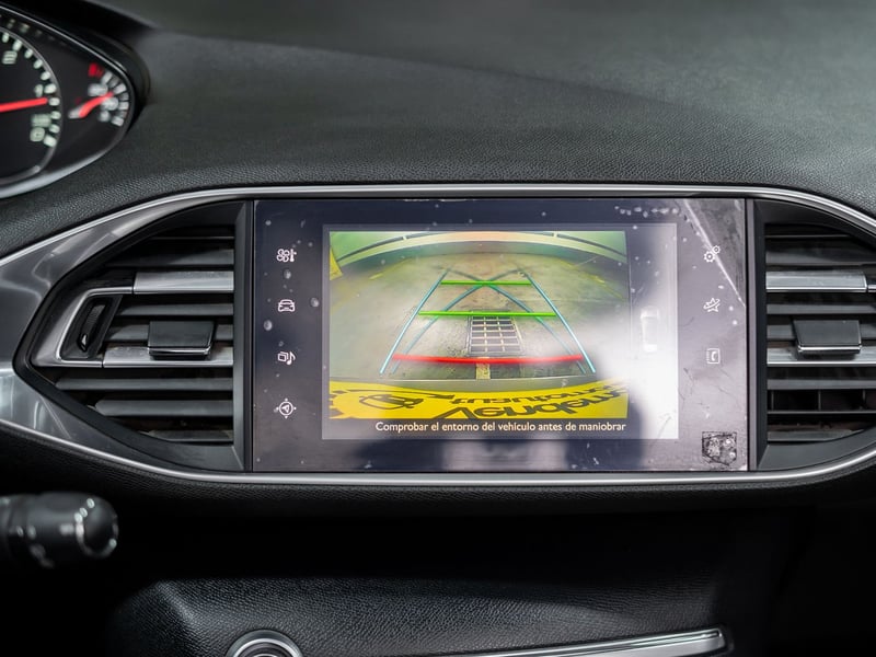 Peugeot 308 1.6 2016 - Imagen 16 de 20