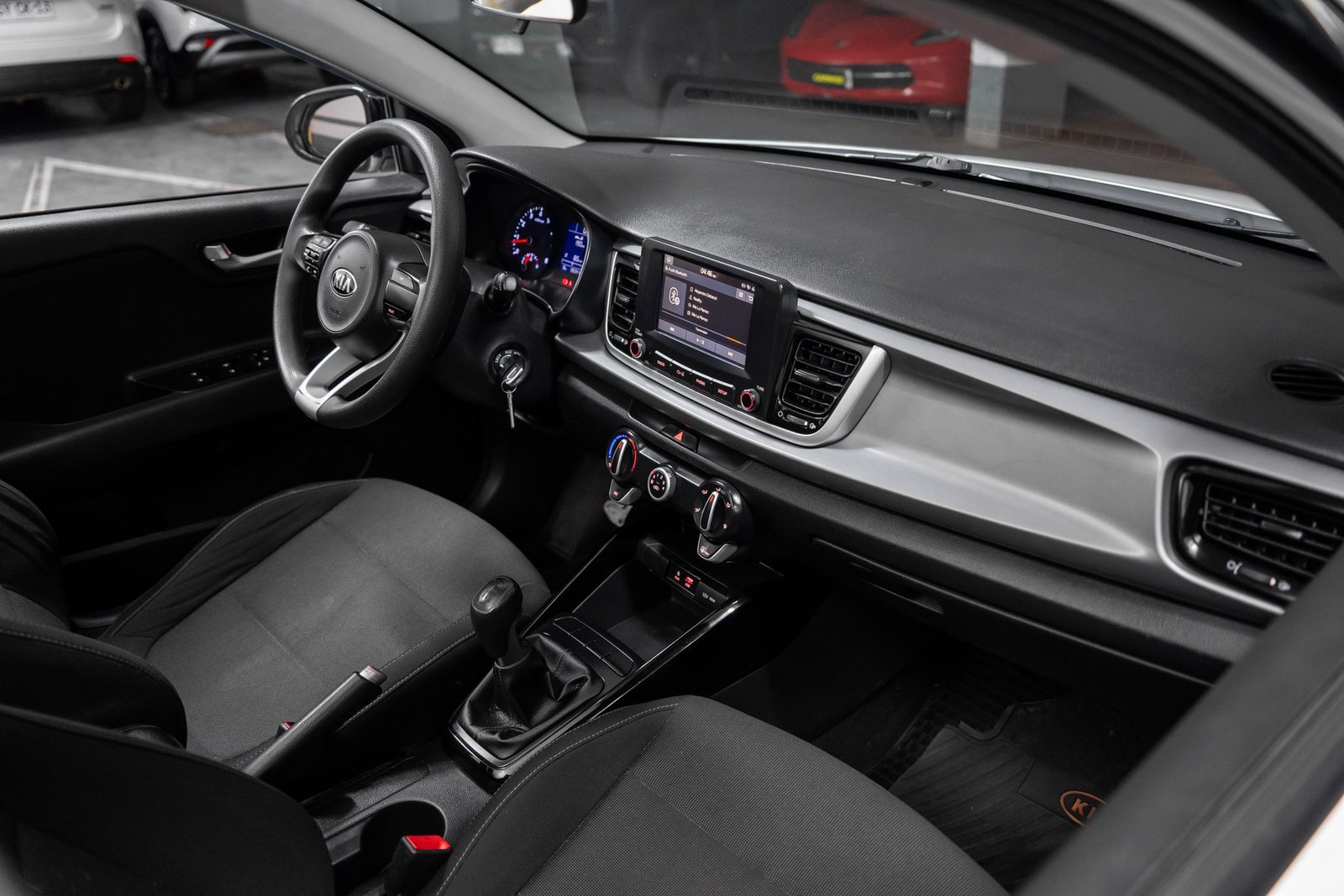 Kia Rio5 1.4 2020 - Imagen 11 de 16