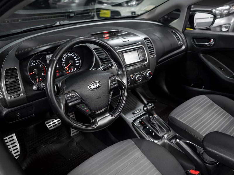 Kia Cerato5 1.6 2019 - Imagen 13 de 20