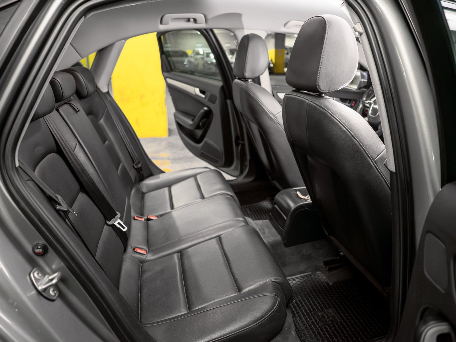 Audi A4 1.8 2012 - Foto 4 de 19
