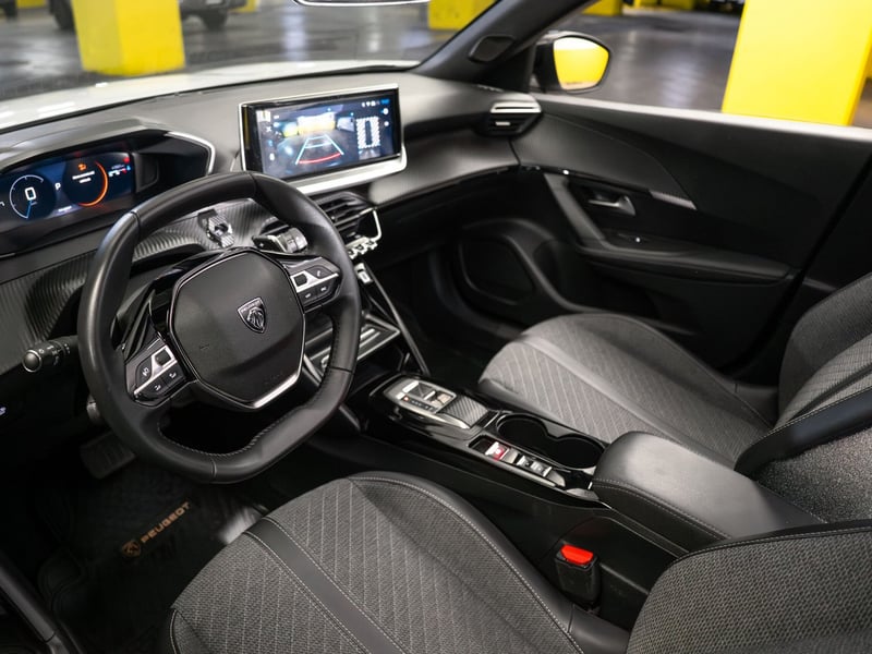 Peugeot 2008 1.2 2024 - Imagen 19 de 20