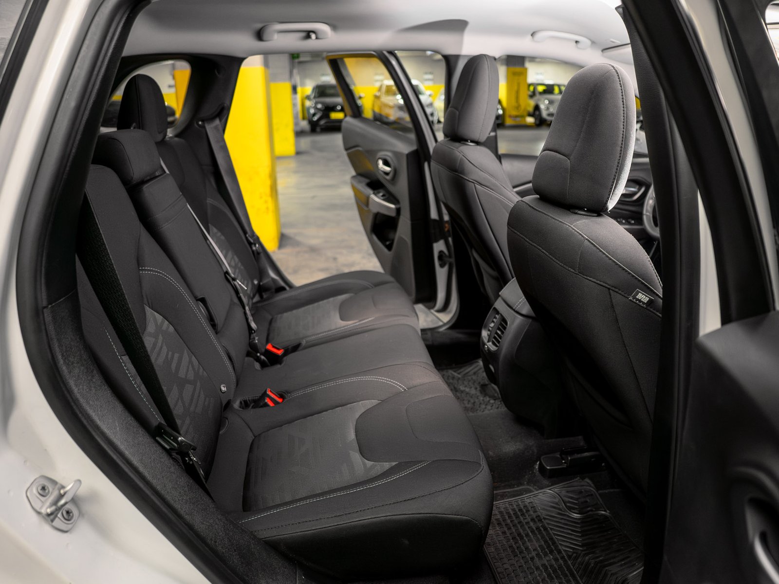 Jeep Cherokee 2.4 2020 - Foto 4 de 19