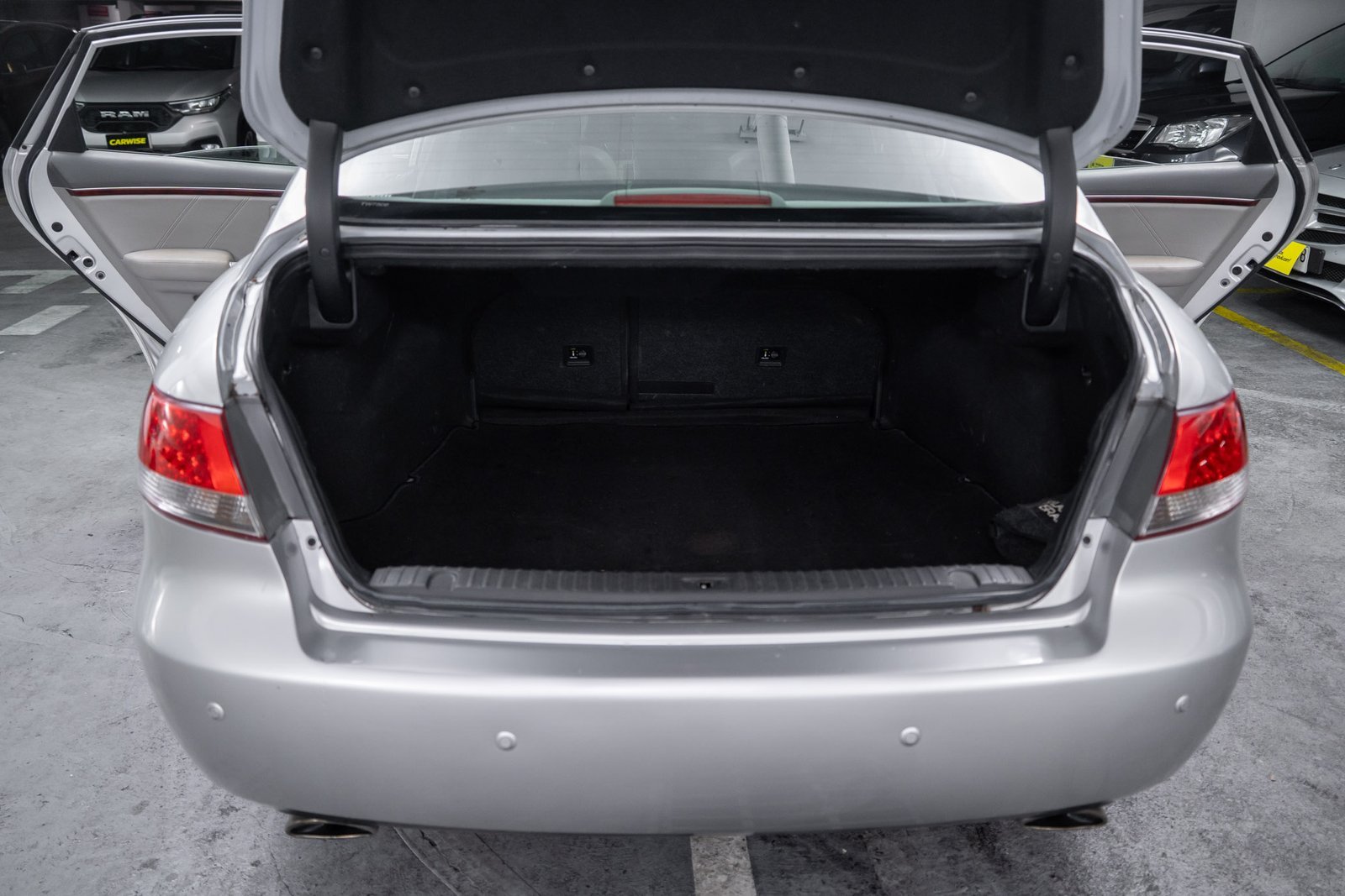 Hyundai Azera 3.3 2007 - Imagen 18 de 20