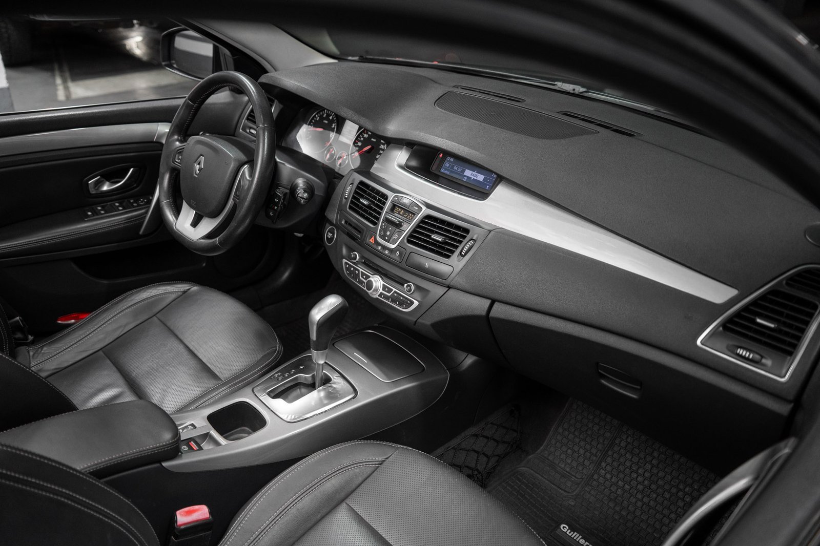 Renault Laguna Iii 2.0 2013 - Imagen 13 de 20
