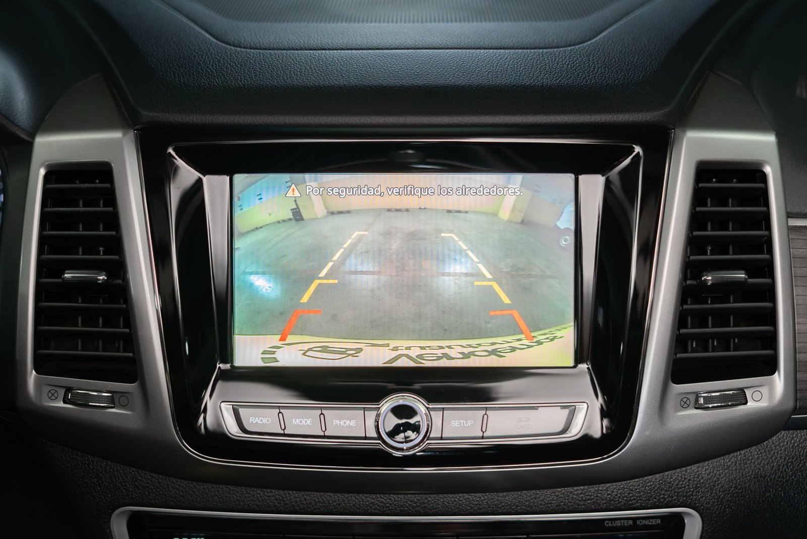 SsangYong Rexton 2.2 2020 - Imagen 14 de 18