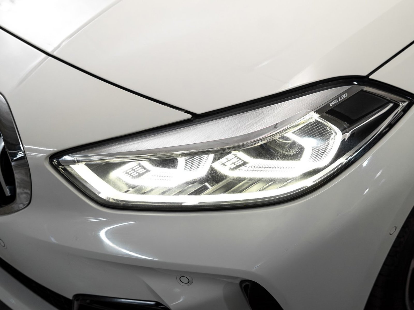 BMW 118i 1.5 2021 - Foto 5 de 20