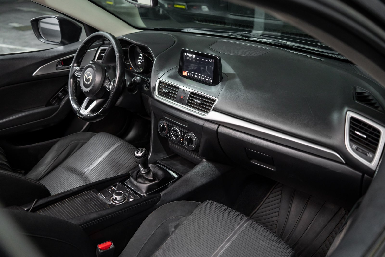 Mazda 3 2.0 2017 - Imagen 12 de 18