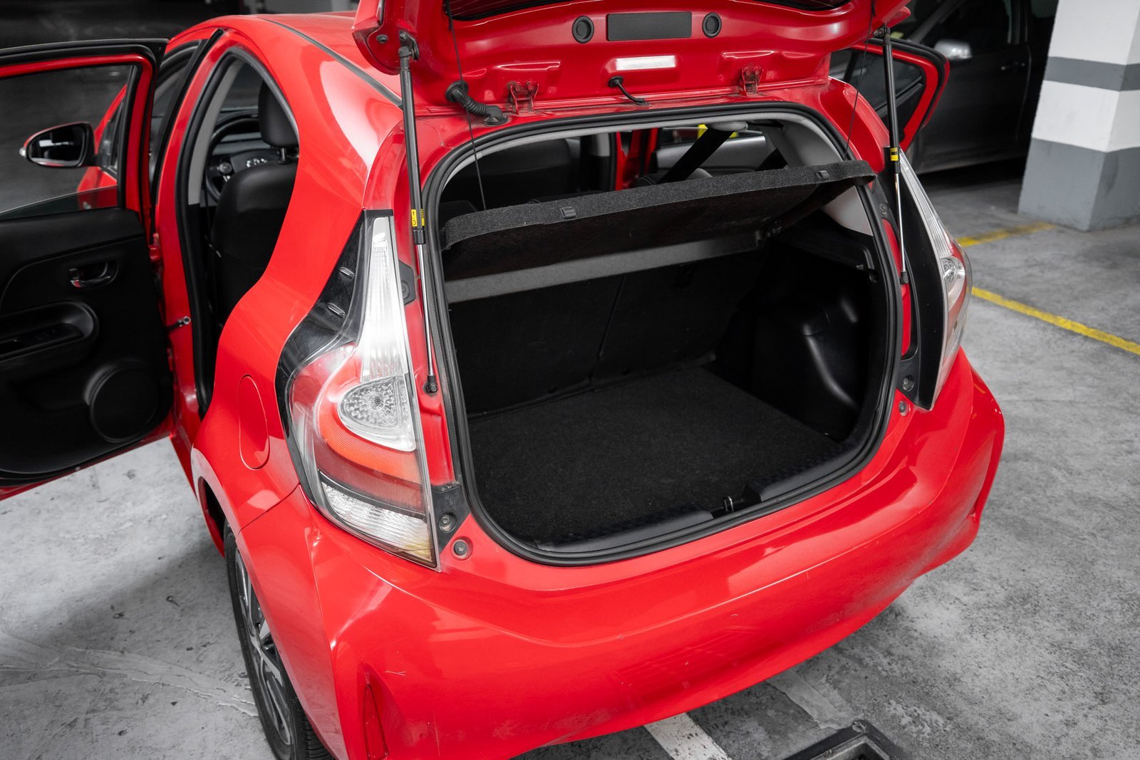 Toyota Prius C 1.5 2018 - Imagen 20 de 20