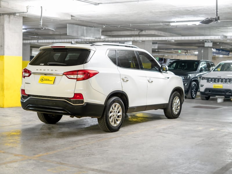 SsangYong Rexton 2.2 2020 - Imagen 6 de 18
