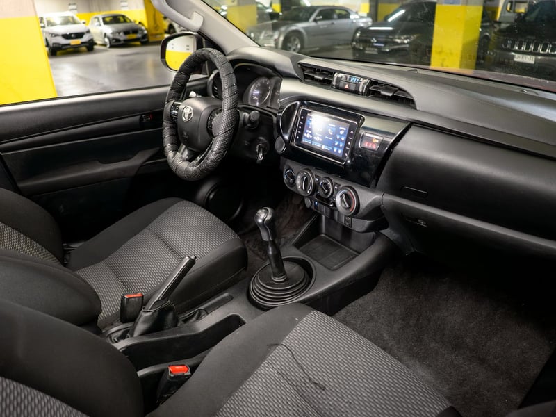 Toyota Hilux 2.4 2023 - Imagen 12 de 18
