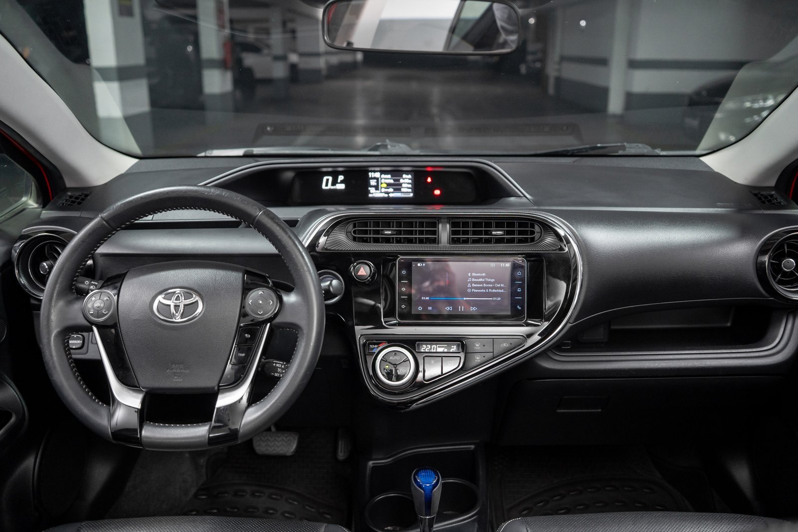 Toyota Prius C 1.5 2018 - Imagen 3 de 20