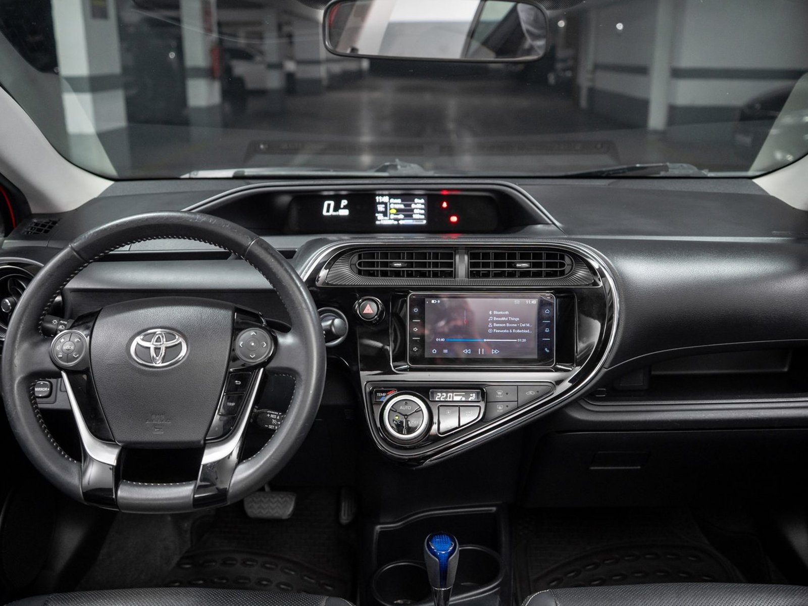 Toyota Prius C 1.5 2018 - Foto 3 de 20