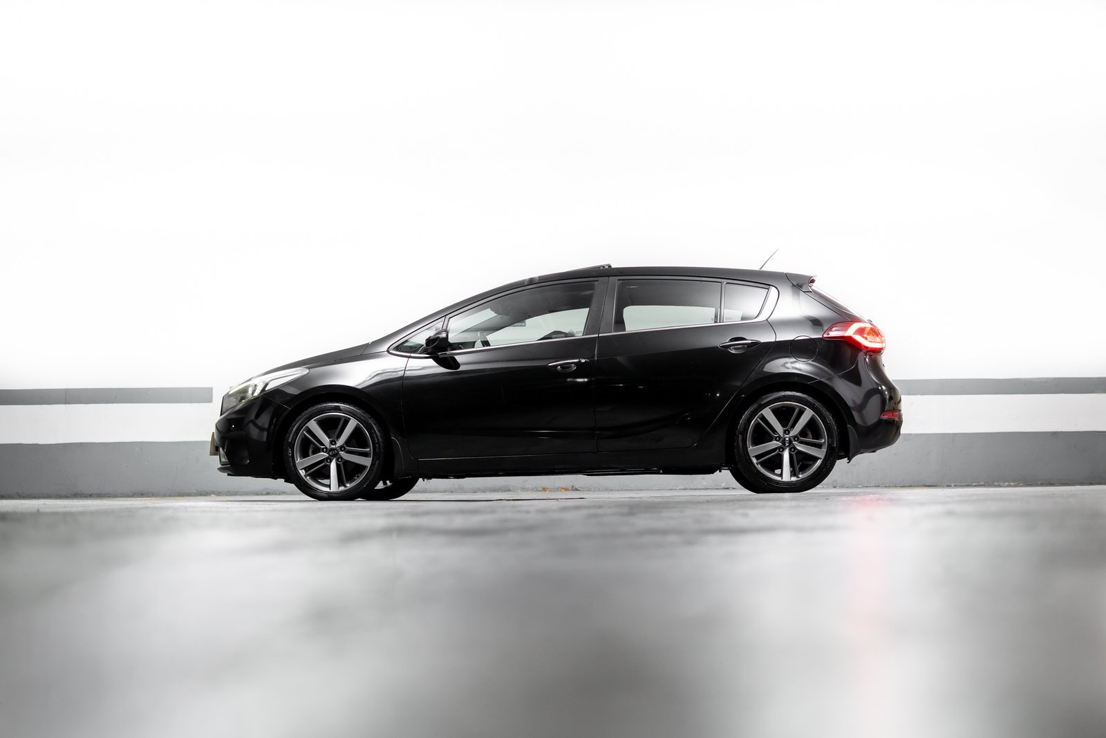 Kia Cerato5 1.6 2019 - Imagen 12 de 20