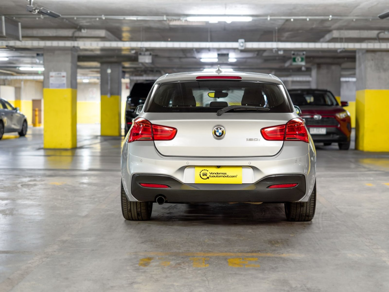 BMW 120i 1.6 2016 - Foto 5 de 20