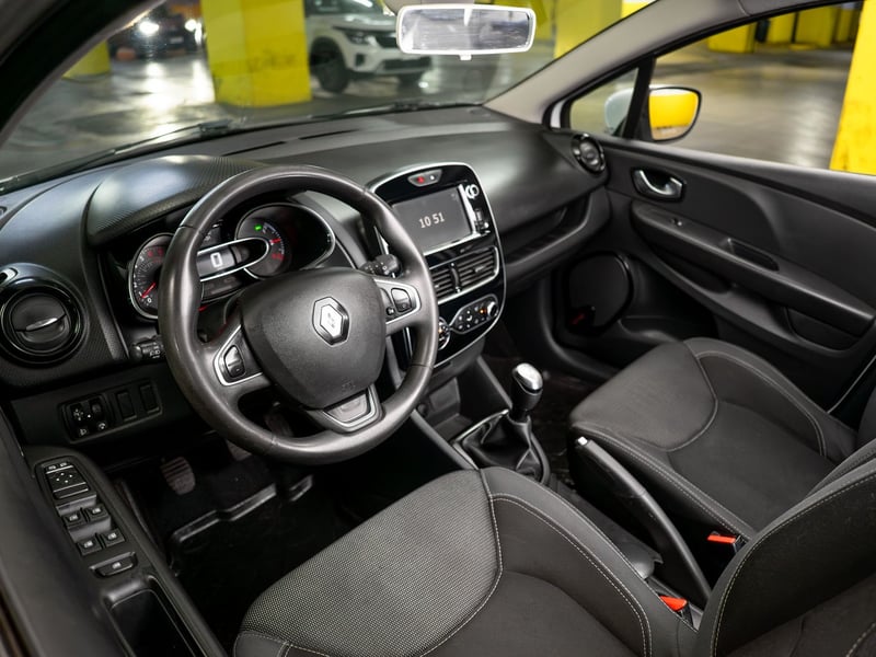 Renault Clio 1.2 2018 - Imagen 11 de 17